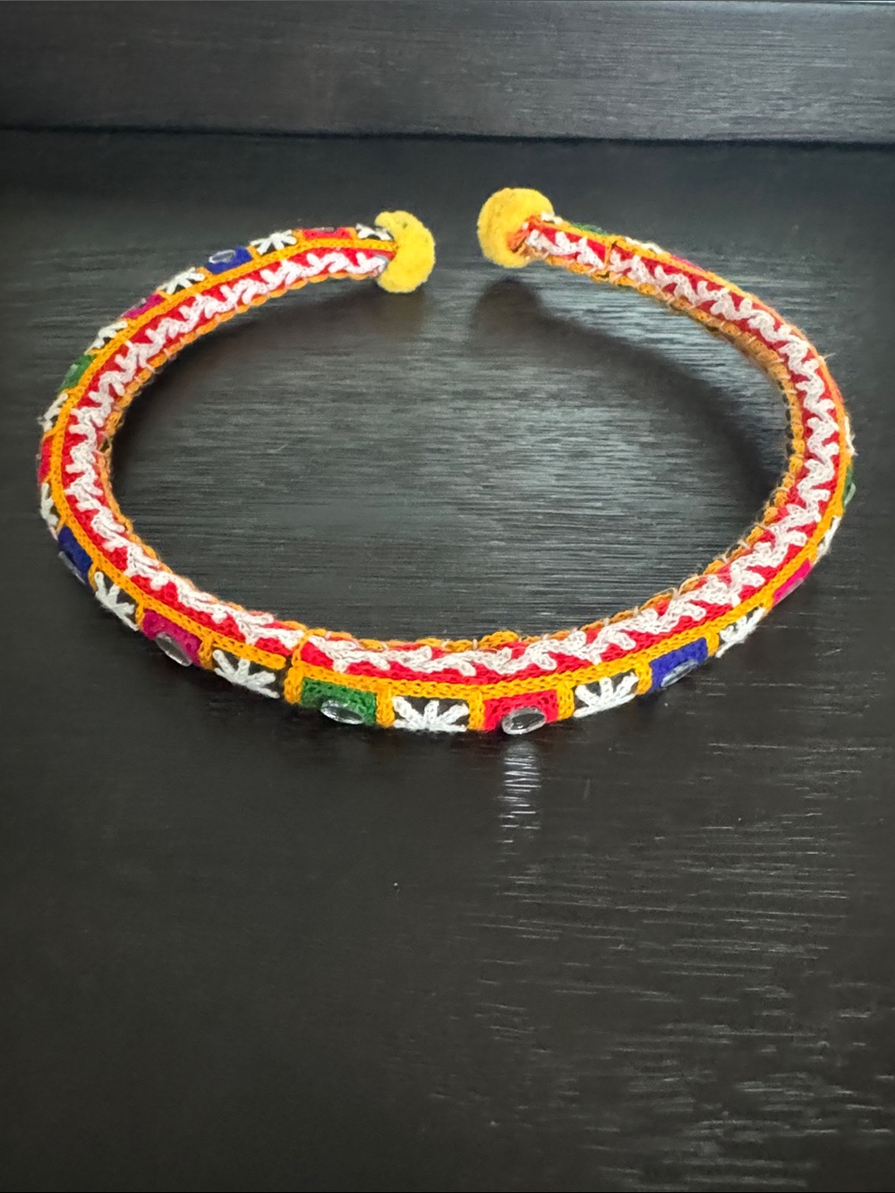 Handcrafted Multicolor Hasli necklace with real mirror Accents